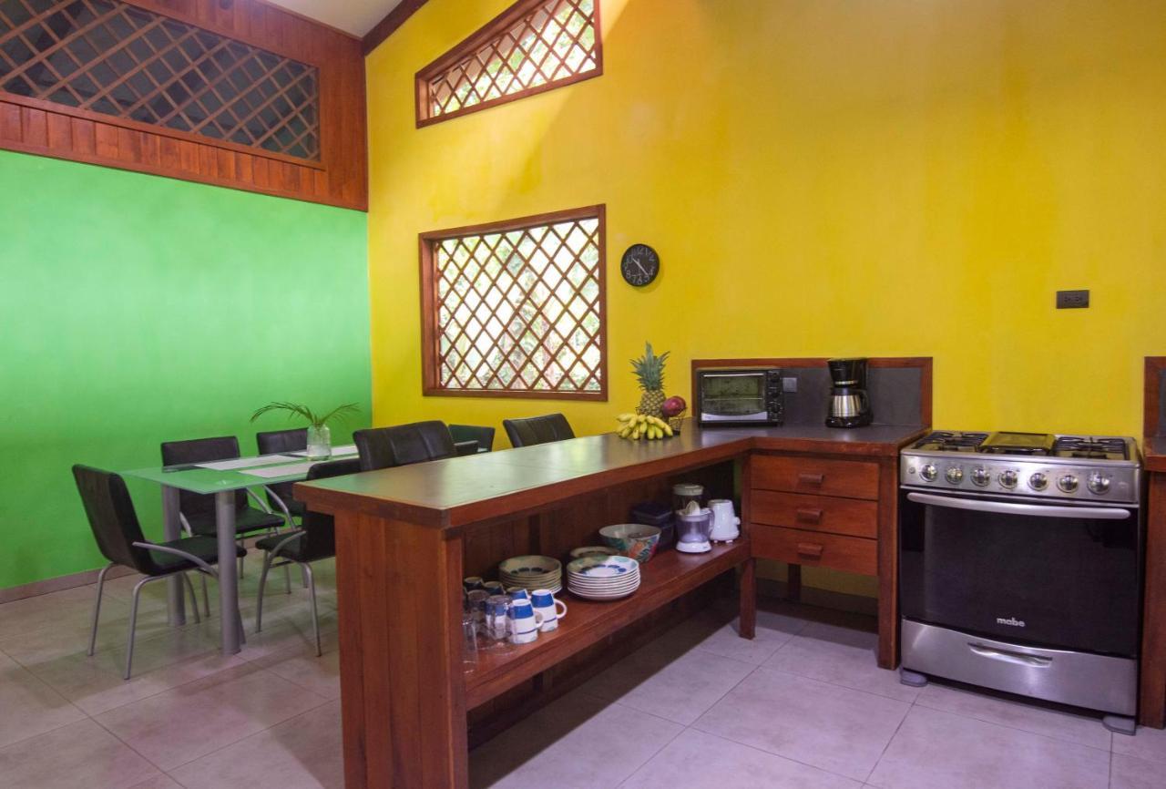 Villa Pina Dorada Dependencia Del Hotel Casa Merlin Puerto Viejo de Talamanca Luaran gambar