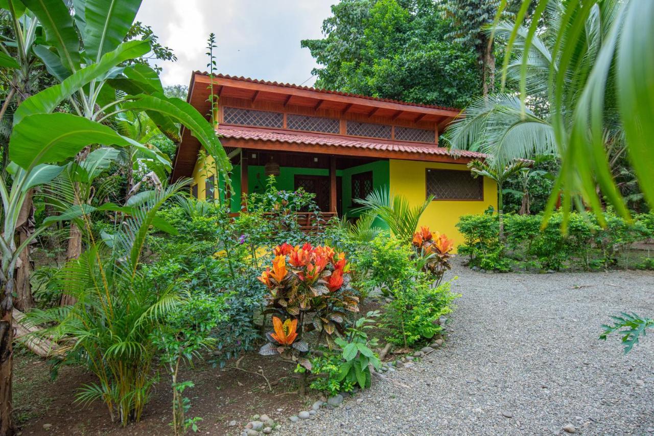 Villa Pina Dorada Dependencia Del Hotel Casa Merlin Puerto Viejo de Talamanca Luaran gambar
