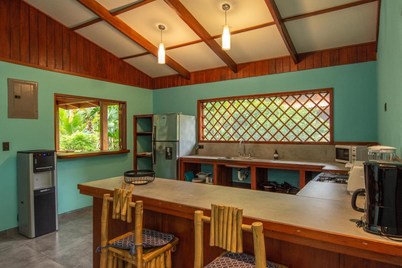 Villa Pina Dorada Dependencia Del Hotel Casa Merlin Puerto Viejo de Talamanca Luaran gambar