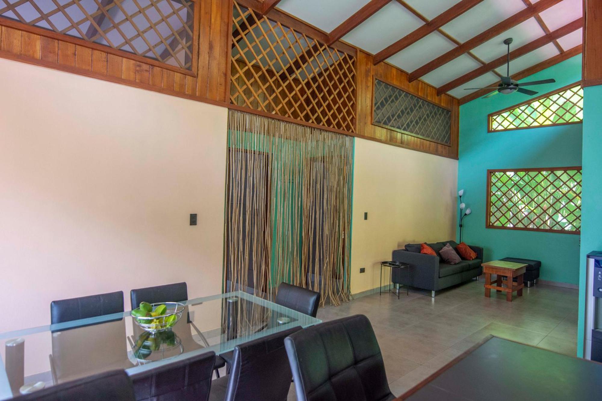 Villa Pina Dorada Dependencia Del Hotel Casa Merlin Puerto Viejo de Talamanca Luaran gambar