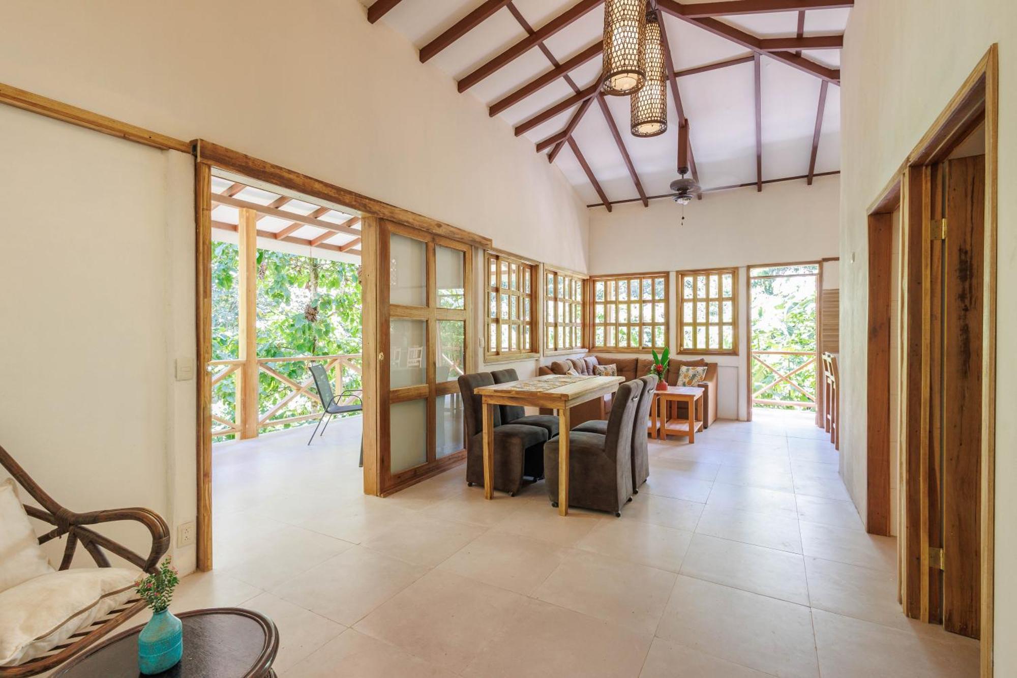Villa Pina Dorada Dependencia Del Hotel Casa Merlin Puerto Viejo de Talamanca Luaran gambar