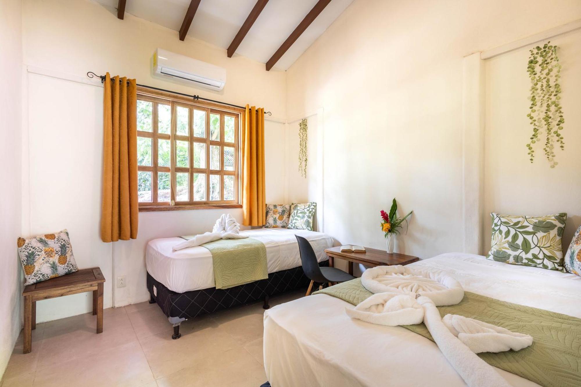 Villa Pina Dorada Dependencia Del Hotel Casa Merlin Puerto Viejo de Talamanca Luaran gambar