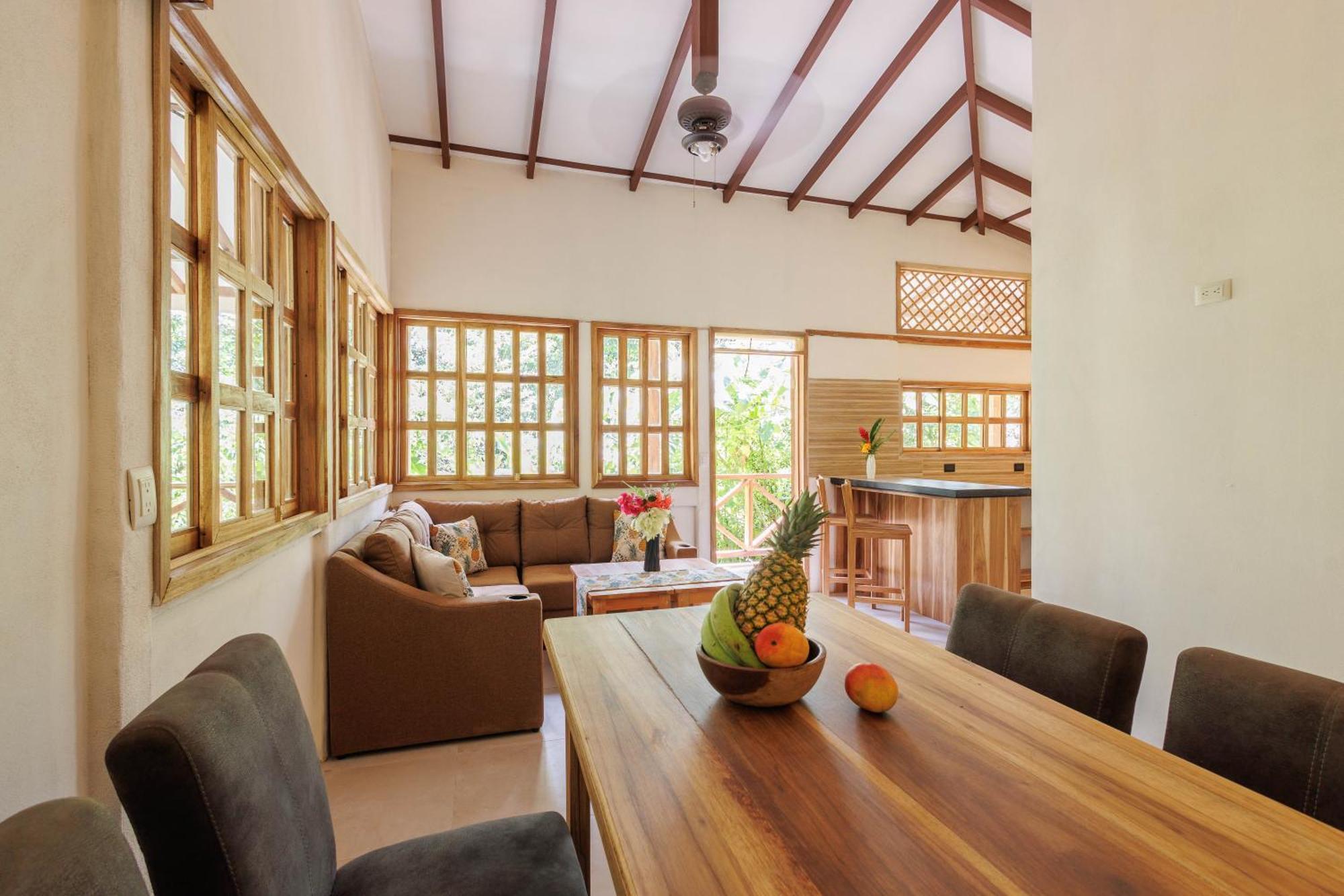 Villa Pina Dorada Dependencia Del Hotel Casa Merlin Puerto Viejo de Talamanca Luaran gambar